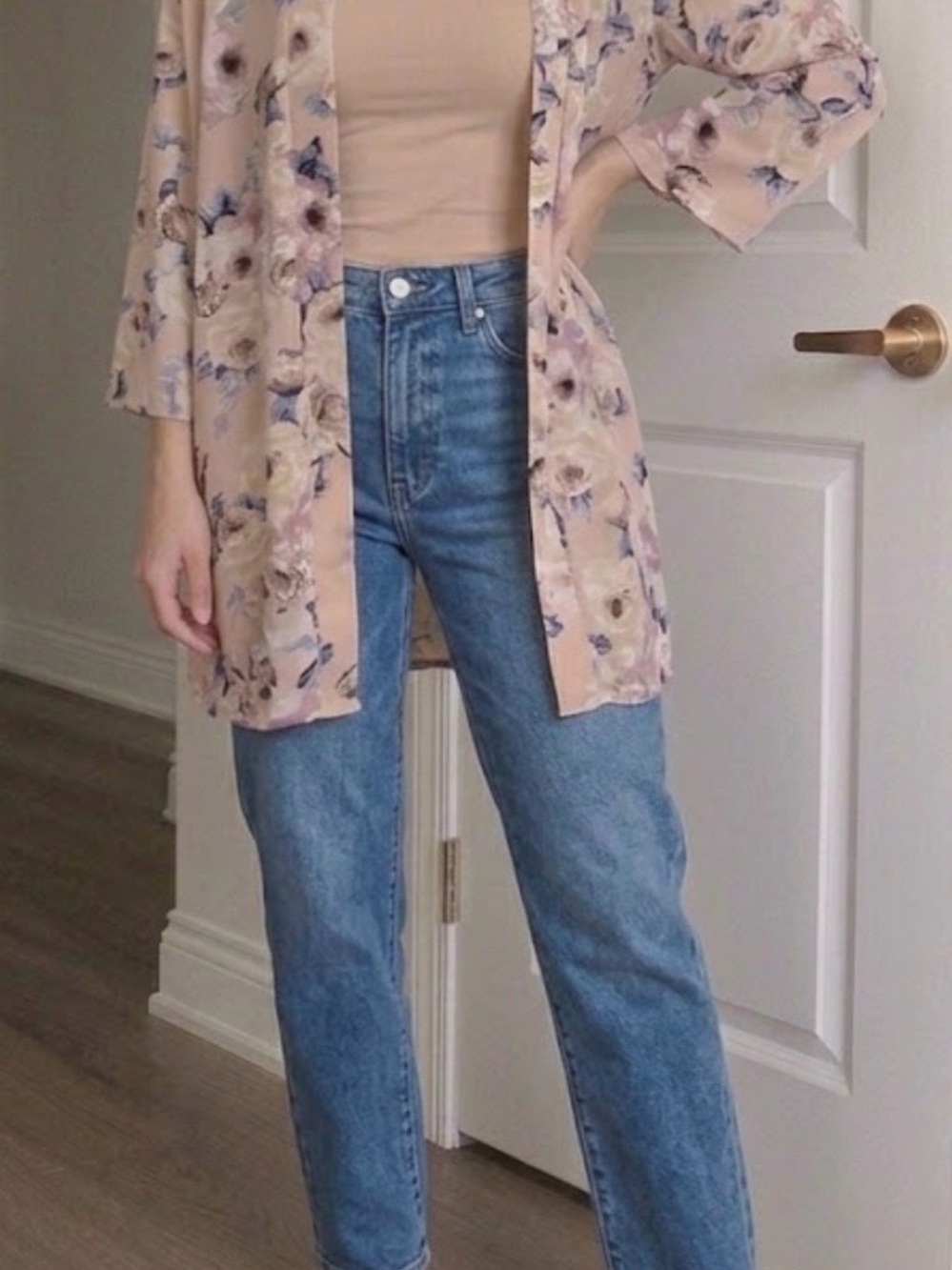 Preloved Women’s Sheer Floral Kimono Cardigan Small